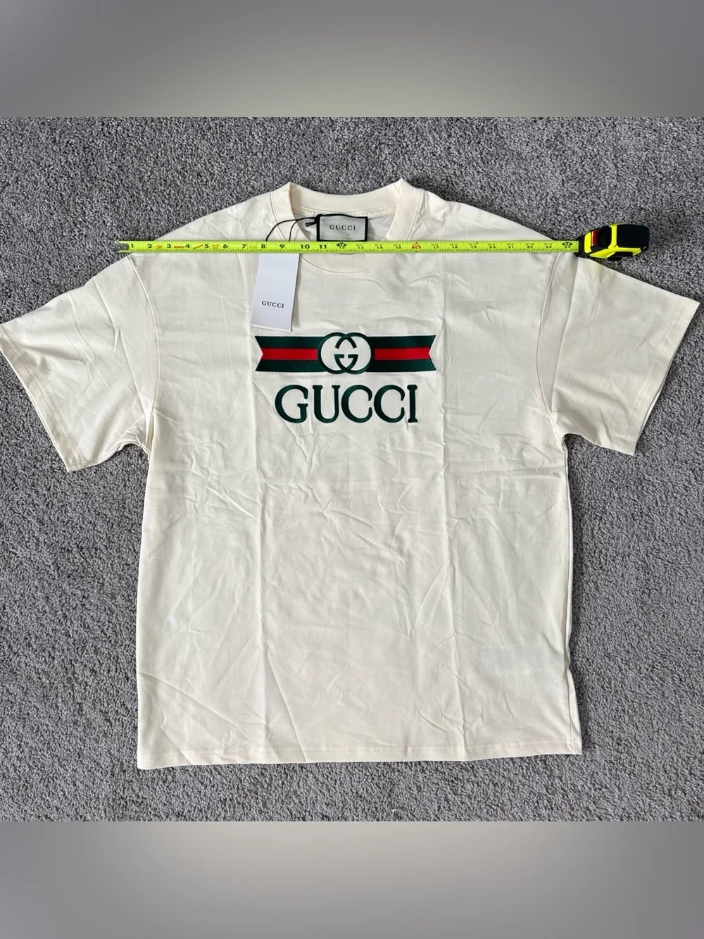 Gucci Cream Short-Sleeve Logo Tee with Red & Green Stripe Size L fits size XL